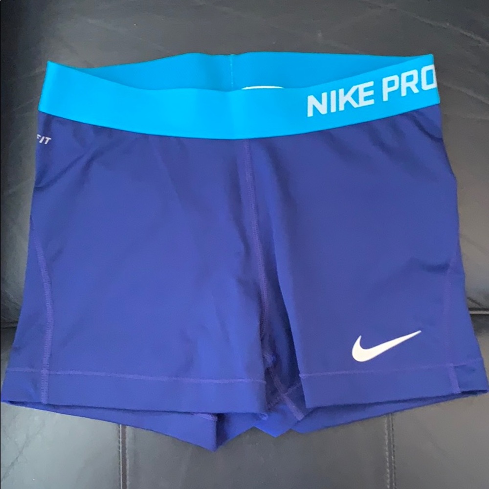 Nike Pro’s